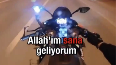 Bursa’da motosikletli bir sürücü, trafikte duran belediye otobüsüne çarptı. Kaza