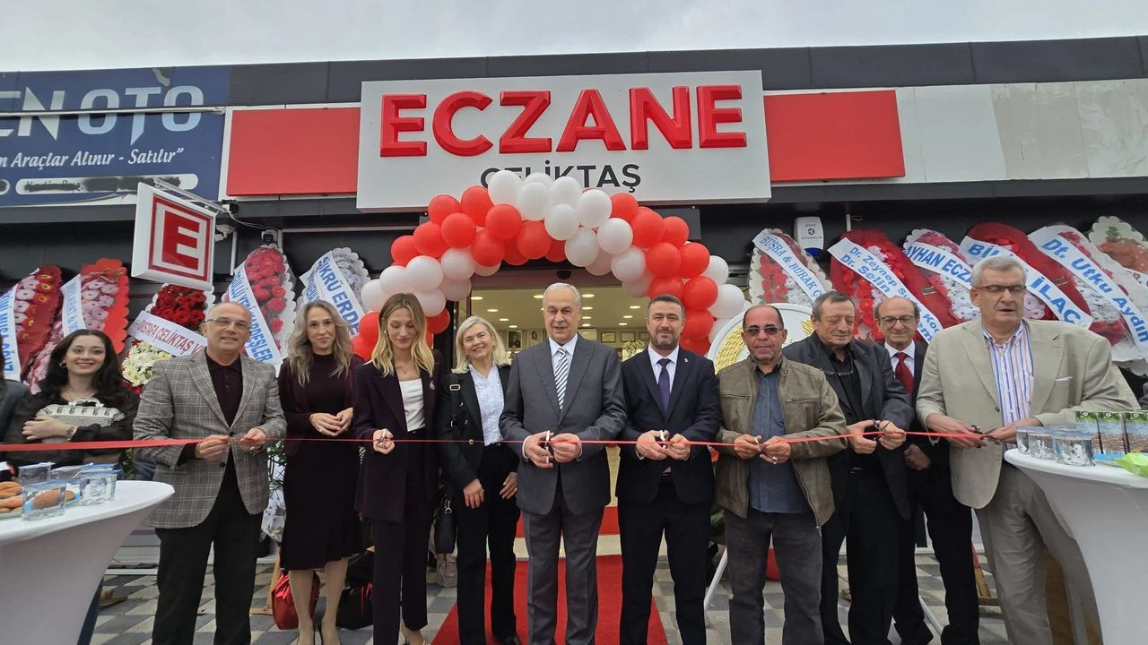 Mustafakemalpaşa Devlet Hastanesi Uzman Doktoru Malik Çeliktaş’ın kızı, eczacı Pelin