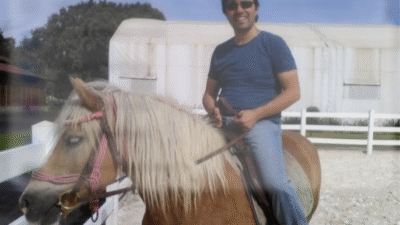 Karacabey’de yaşayan 47 yaşındaki ziraat mühendisi Turgut Tavukçular, komşularının haber