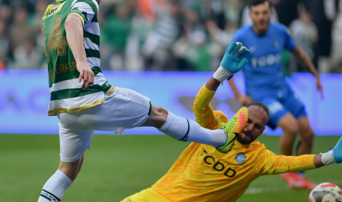 TFF 2. Lig 15. haftasında sahasında Ankara Demirspor'u ağırlayan Bursaspor,