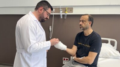 Bulgaristan'nda kuşları için kümes yaptığı sırada sıkışma sonucu parmağı kopan