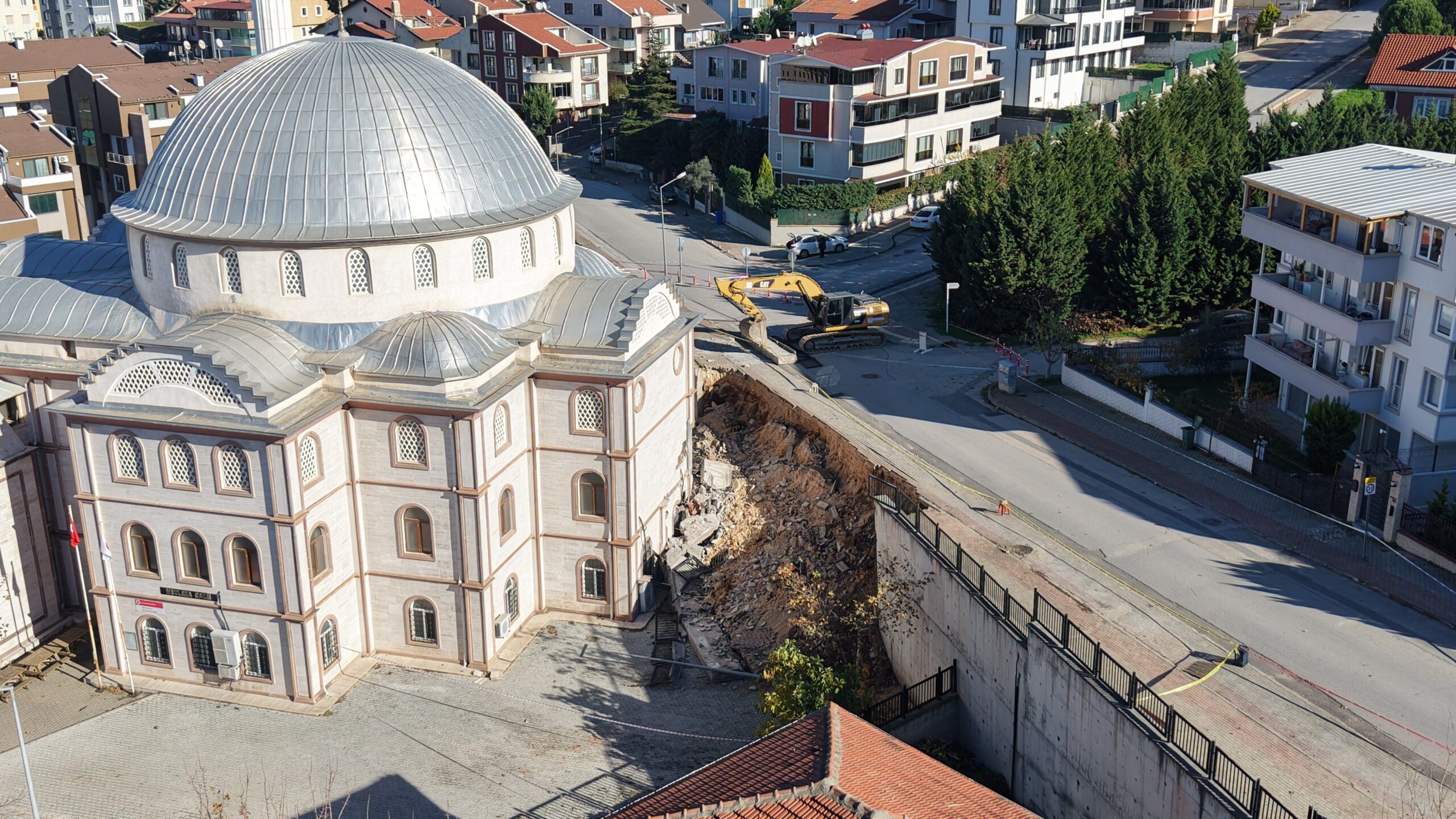 bursa'da yaşlı kadın 31 öğrencinin hayatını kurtardı 1 Bursam Medya -