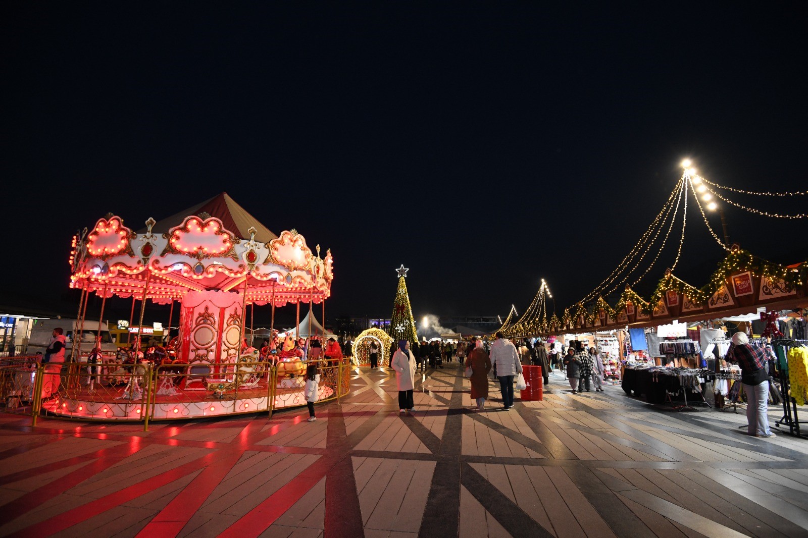 bursa'da şehir merkezinde hareketlilik arttı 1 Bursam Medya -