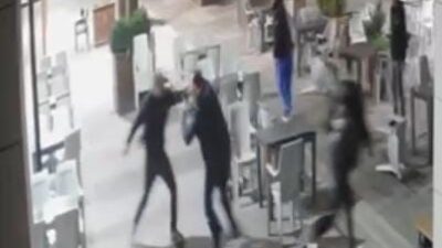 Bursa'nın Yıldırım ilçesinde baba ve oğulun palayla gerçekleştirdiği saldırıda 3