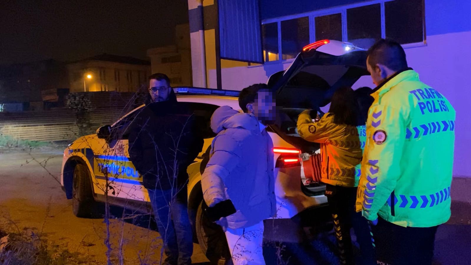 Bursa'da polislere yakalandı, alkollü ve ehliyetsiz çıktı! 1 Bursam Medya -