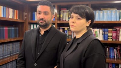 Bursa’da özel bir diş kliniğinde sedasyon altında yapılan diş tedavisinin