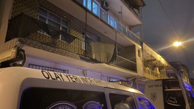 Bursa’nın Osmangazi ilçesinde baba ve oğlu arasında çıkan tartışma bıçaklı