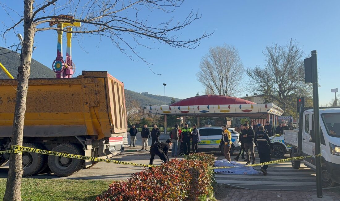 Bursa’nın Gemlik ilçesinde kamyonun çarptığı bisiklet sürücüsü hayatını kaybetti