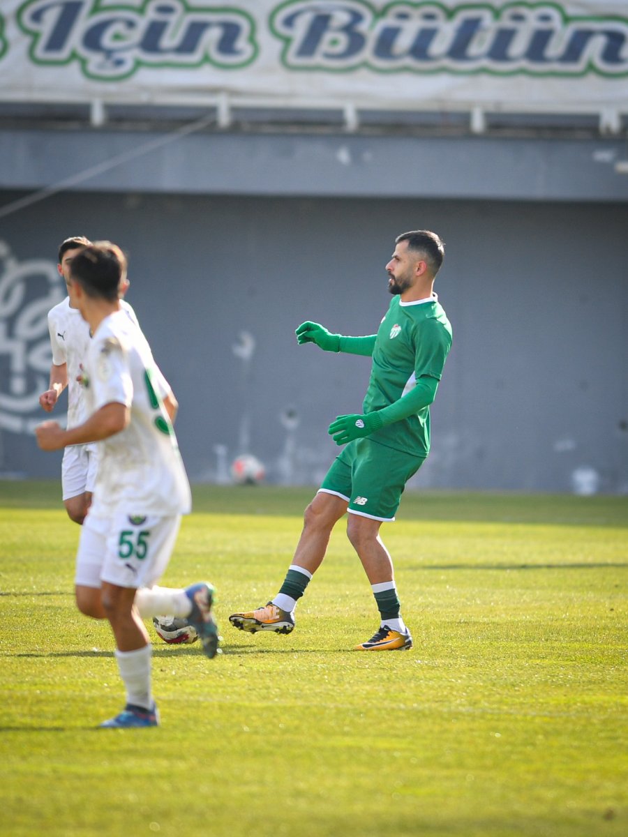 Bursaspor hazırlık maçında galip 1 Bursam Medya -