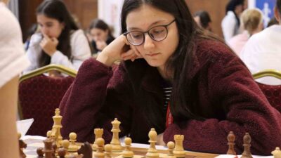 Bursa Büyükşehir Belediyespor'dan Arya Aydoğan, Dünya Hızlı Satranç Şampiyonası 15