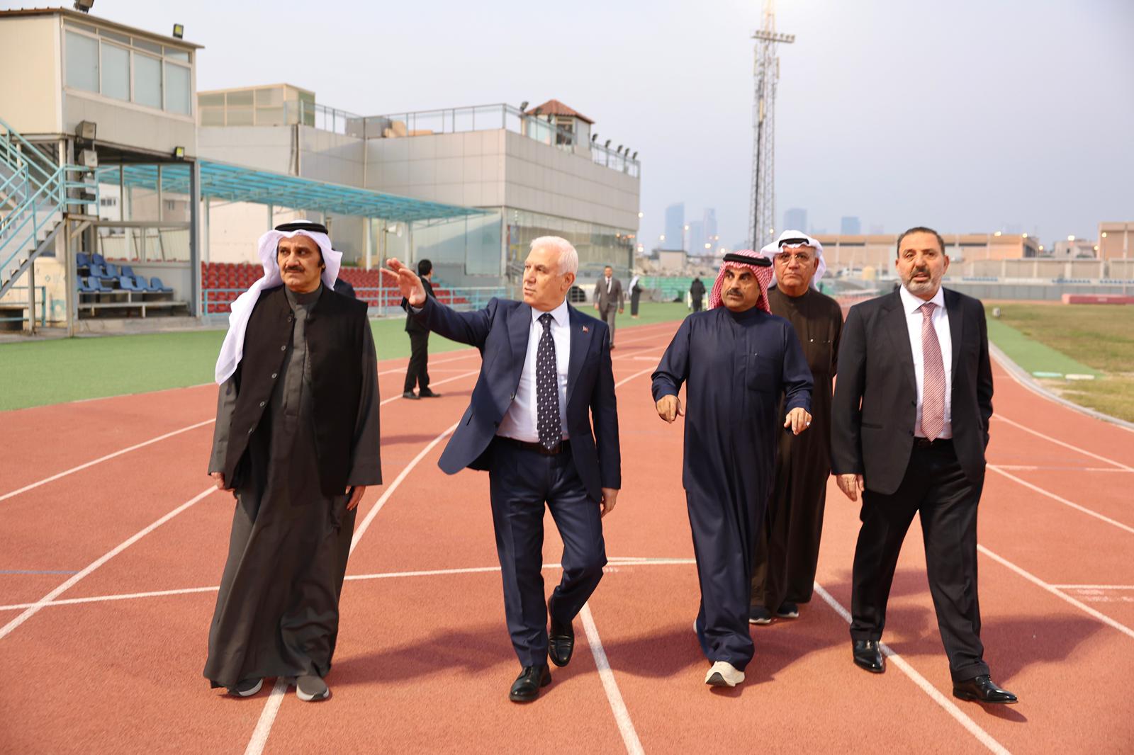 Bursa Büyükşehir Belediye Başkanı Mustafa Bozbey ve beraberindeki heyet Kuveyt