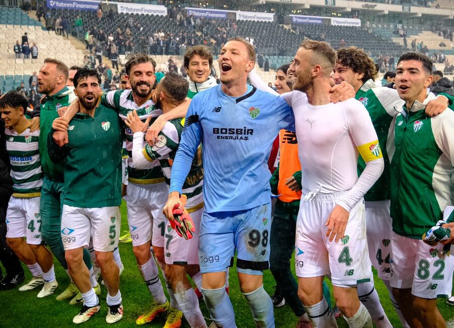 Sahasında Ankara Demirspor'u ağırlayacak Bursaspor'da eksikler can sıkıyor. 