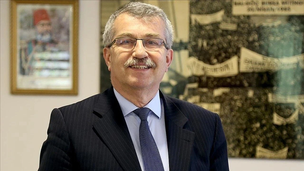 Bursa’nın en büyük sivil toplum kuruluşlarından BALGÖÇ'te mevcut başkan Prof.