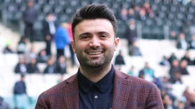 Bursaspor Başkanı Enes Çelik, sosyal medya hesabından yeşil beyazlı kulübe