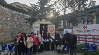 Bursa'nın Gemlik ilçesinde 'Oyuncaksız Çocuk Kalmasın' projesine bir destek de