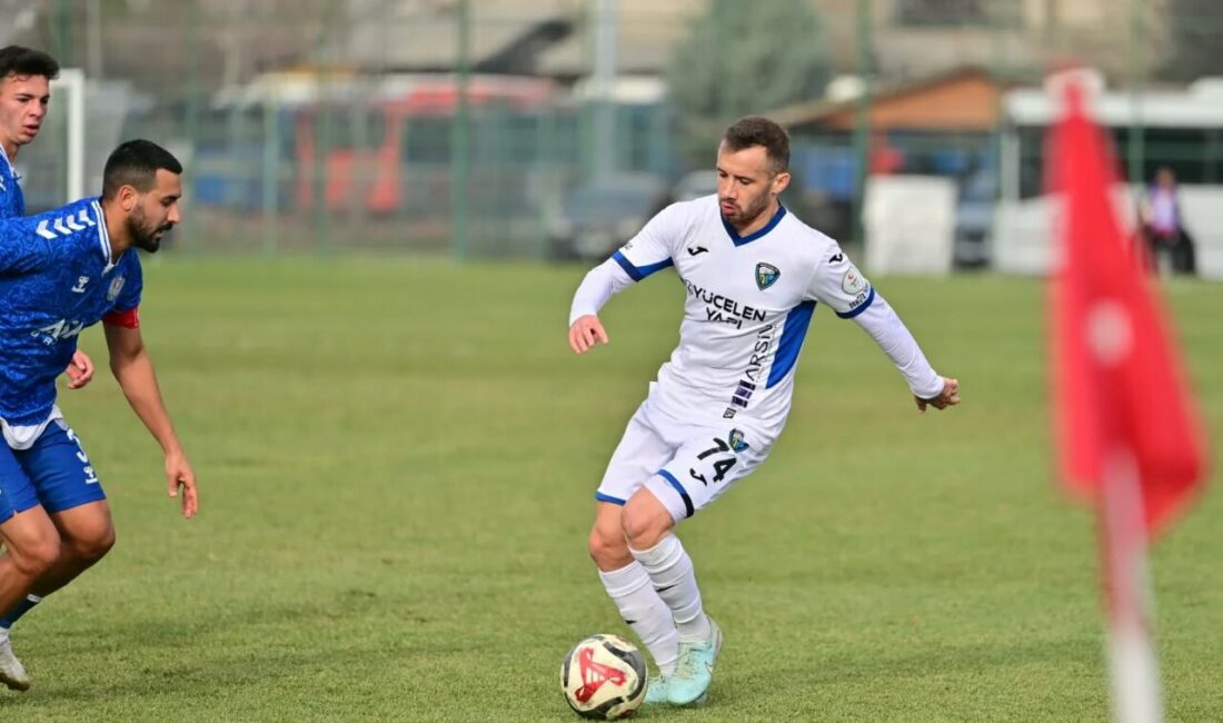 Bursaspor, Karacabey Belediyespor forması giyen Talha Yünkuş ile anlaşmaya vardı.