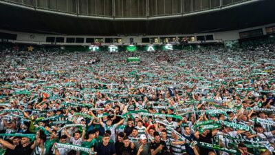 Bursaspor taraftar grubu Teksas, sosyal medyadan taraftarlara çağrı yaptı. 