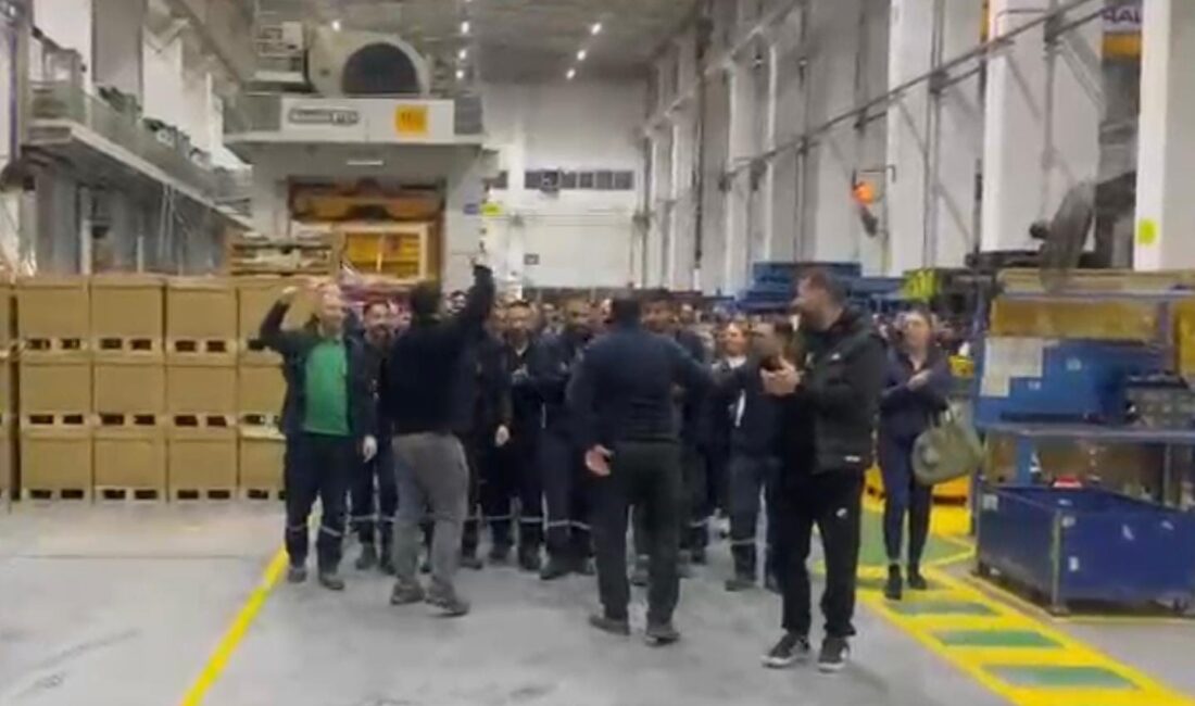 Bursa'da faaliyet gösteren TKG Otomotiv çalışmaları sendika ile anlaşma sağlanamayınca