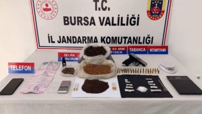 Bursa'nın Yıldırım ilçesinde jandarma ekiplerince düzenlenen operasyonda, çok miktarda uyuşturucu