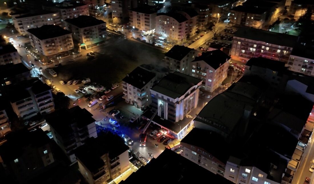  Bursa’nın Nilüfer ilçesinde bulunan bir otelde çıkan yangın, Bursa