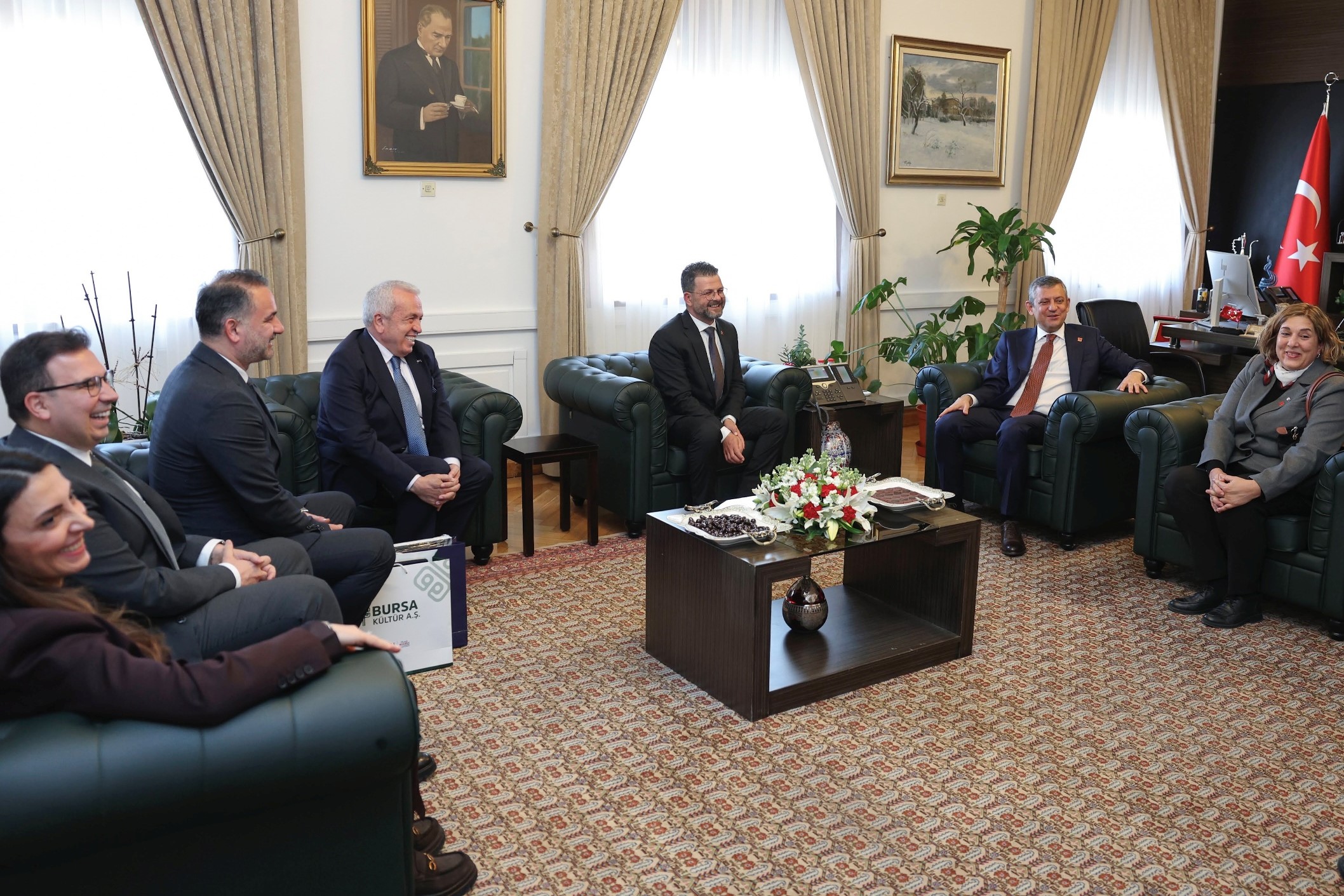 CHP Genel Başkanı Özel'den Nilüfer ve Bursa teşkilatına mesaj! 2 Bursam Medya -