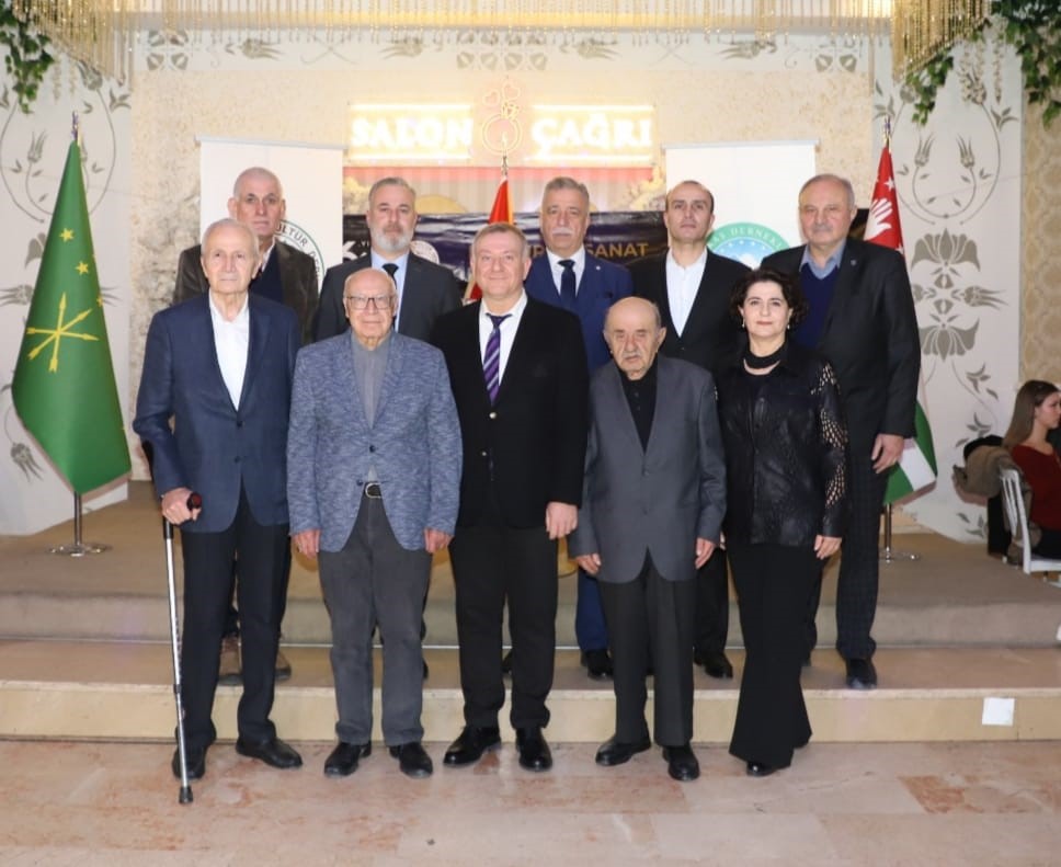 Bursa Çerkes Kültür Derneğince Haluj Gecesi'nin 24'üncüsü düzenlendi.