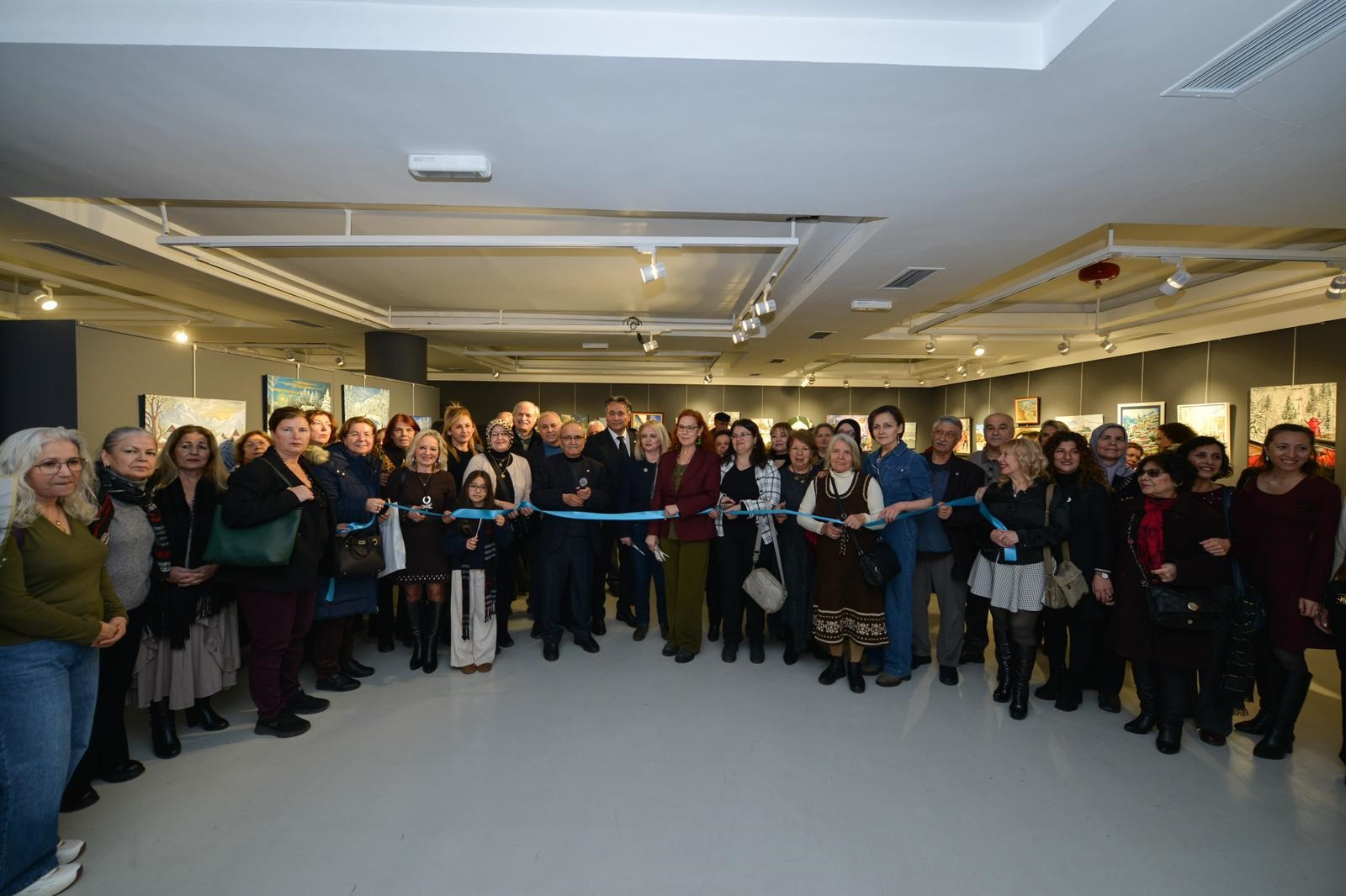  Bursa Kent Konseyi Ressamlar Çalışma Grubu'nun hazırladığı 'Yeni Yıla Merhaba' resim