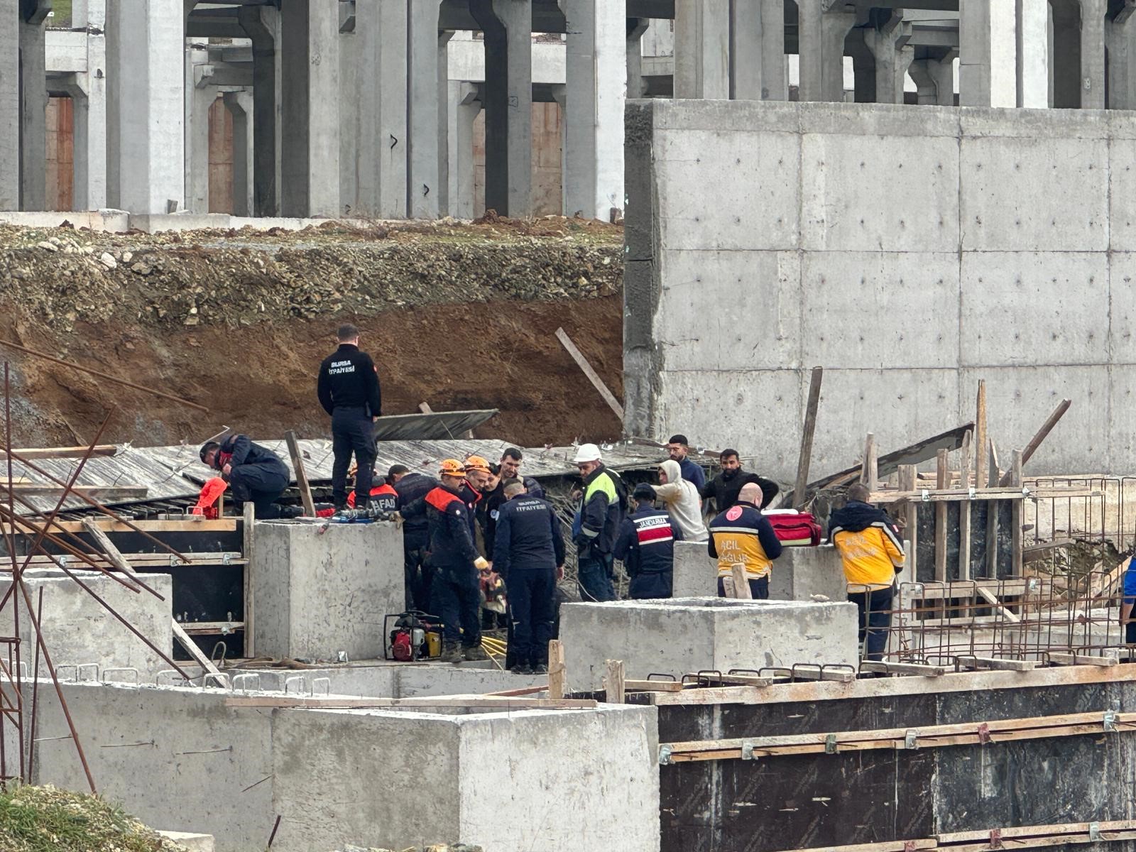  Bursa'nın Kestel ilçesinde bulunan BESOB Sanayi Sitesi'nin devam eden inşaatında
