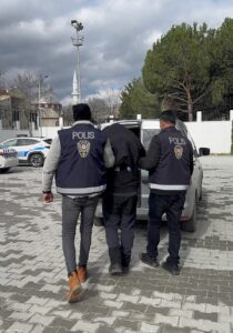 Bursa Orhangazi İlçe Emniyet Müdürlüğü ekiplerince uyuşturucu madde ticaretine yönelik