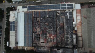 Bursa'da gece saatlerinde alevler teslim olan kimyasal kaplama fabrikası sabahın