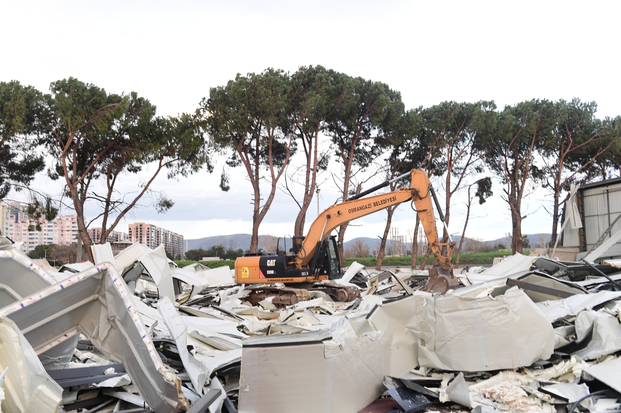 Kaçak yapılaşmanın önüne geçmek ve doğal alanları korumak amacıyla çalışmalarını