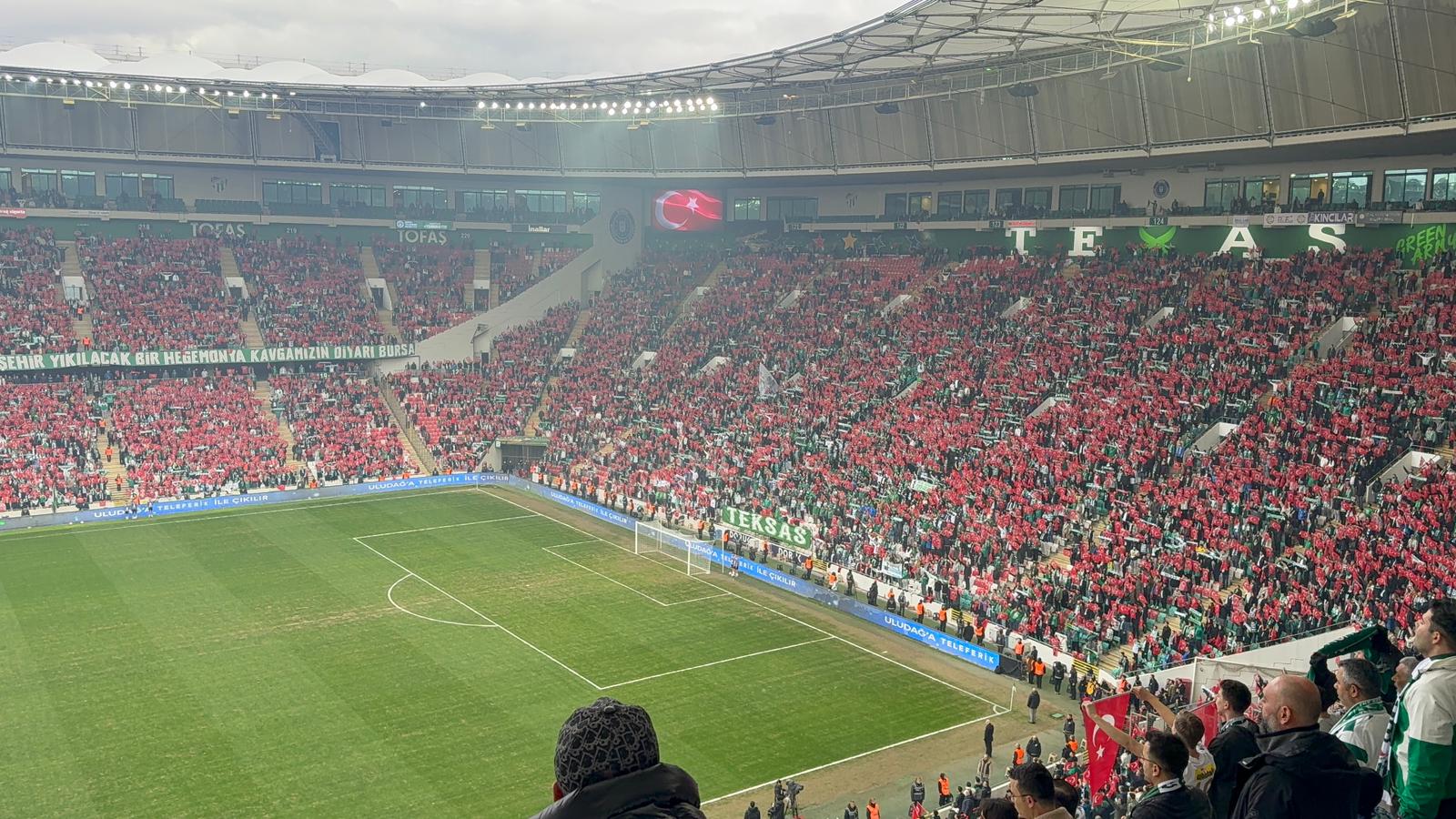 Evinde Yeni Mersin İdman Yurdu'nu ağırlayan Bursaspor, 5 hafta sonra