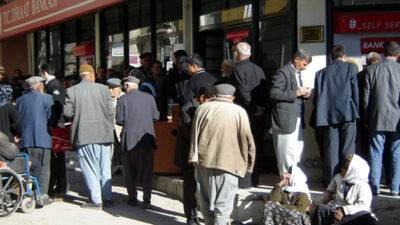 Aralık ayı enflasyonunun açıklanmasıyla birlikte emekli ve memurların maaşlara yansıyacak