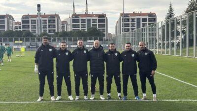 Bursaspor Teknik Direktörü Mustafa Er antrenman öncesinde yaptığı açıklamada sezonun