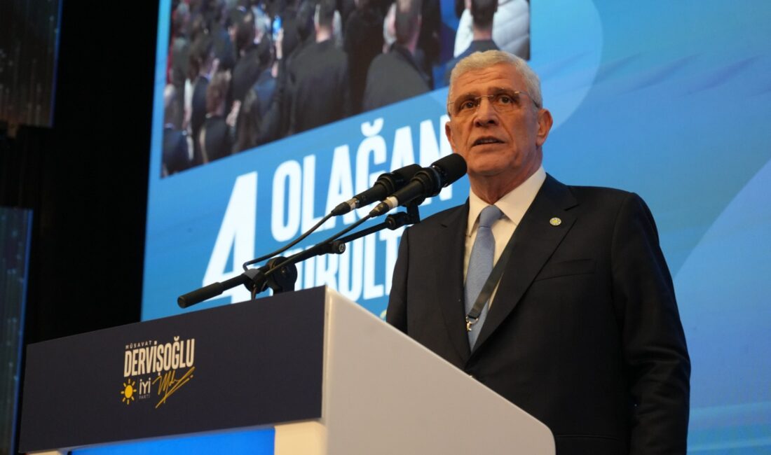 İYİ Parti'nin 4. Olağan Kurultayı’nda Müsavat Dervişoğlu yeniden genel başkan