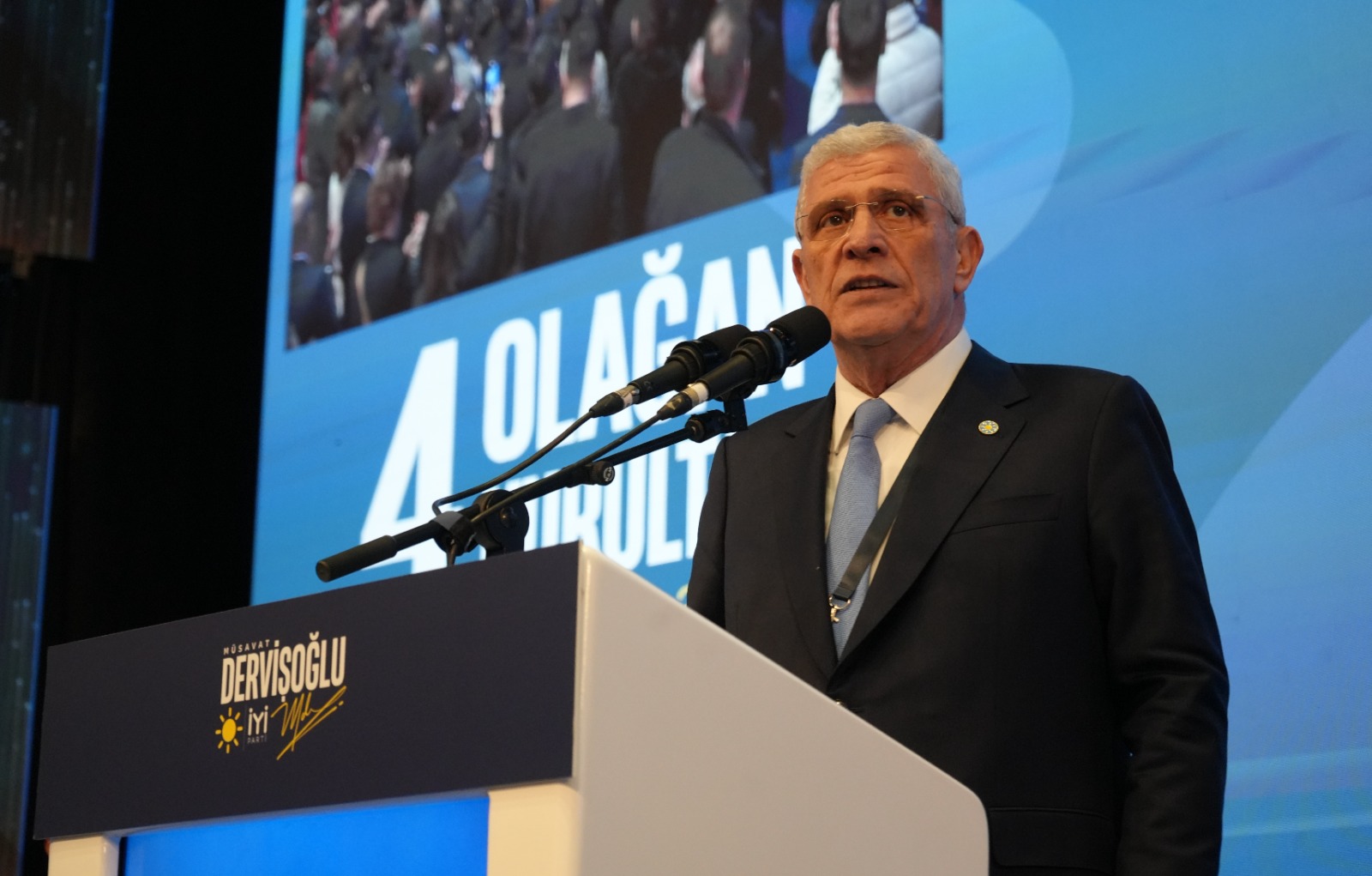 İYİ Parti'nin 4. Olağan Kurultayı’nda Müsavat Dervişoğlu yeniden genel başkan