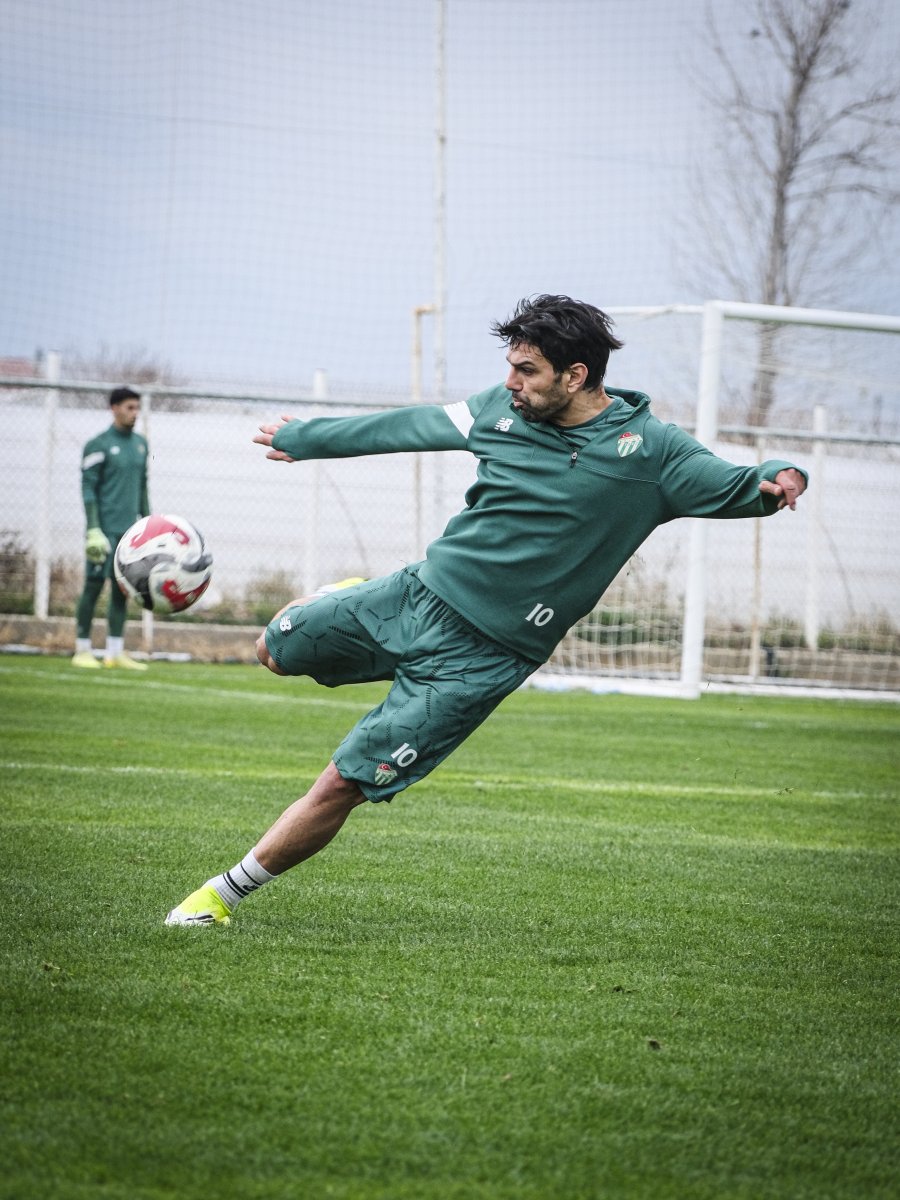 Bursaspor'da yüzleri güldüren çalışma 1 Bursam Medya -