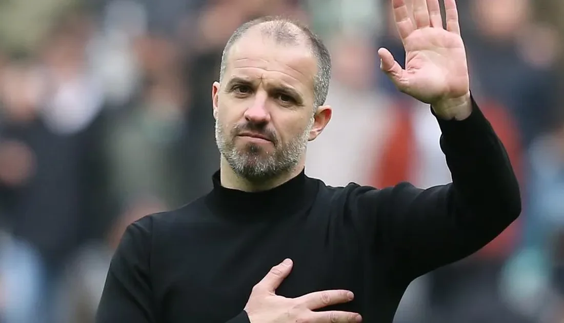 Bursaspor, Tahsin Tam'dan boşalan teknik direktörlük görevine Mustafa Er'i getirdi.