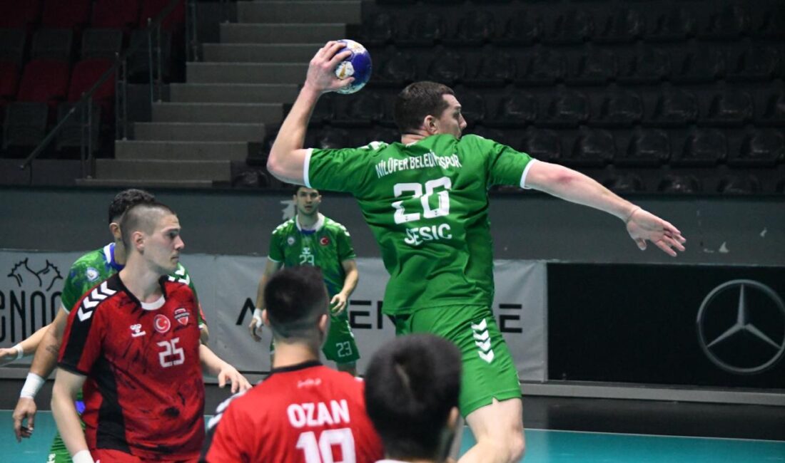 Ardventure Hentbol Erkekler Süper Ligi’nde mücadele eden Nilüfer Belediyespor Erkek