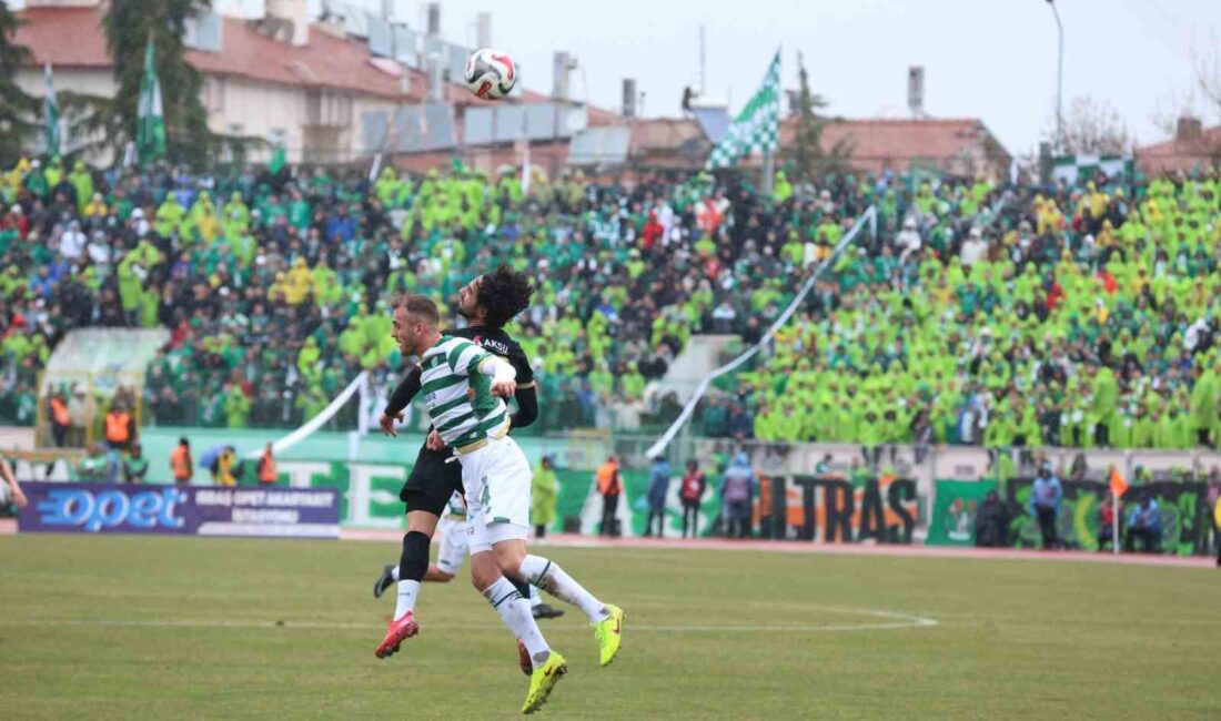 Bursaspor Kulübü, Isparta 32 Spor maçında taraftarının merdiven boşluklarını boş