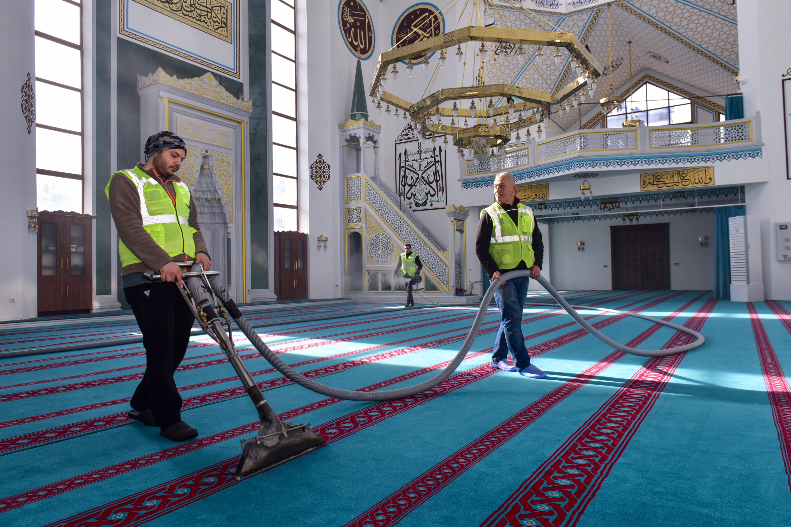 Bursa Büyükşehir Belediyesi, Ramazan ayı öncesinde 17 ilçedeki cami ve