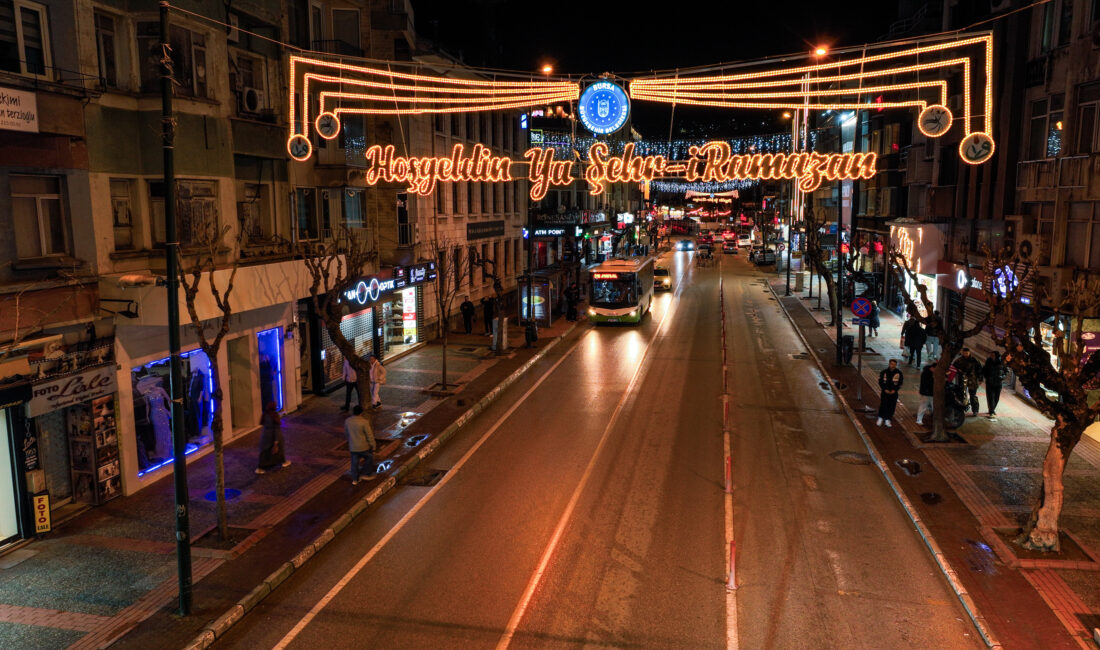 Bursa Büyükşehir Belediyesi, yoğun yaya ve araç trafiğine sahip noktaları