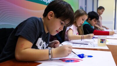 Bursa’da çocukların en az bir spor ve sanat dalıyla uğraşmasına