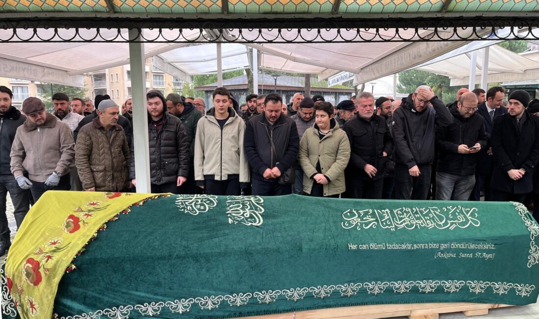 Emekli Müftü Said Emin Arvas'ın vefat eden kızı Müberra Arvas