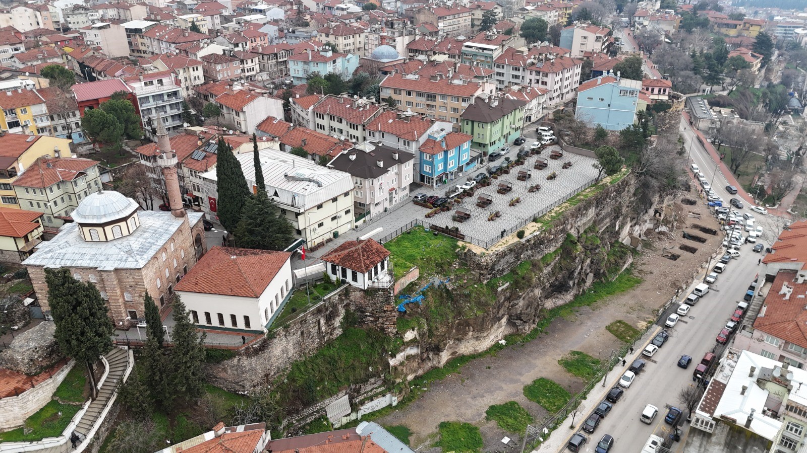 Osmangazi Belediye Başkanı Erkan Aydın, ilçenin tarihi ve kültürel belleğinde