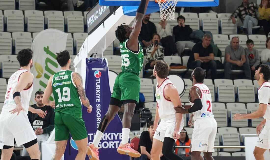 Türkiye Sigorta Basketbol Süper Ligi'nde Manisa deplasmanına çıkan Bursaspor, rakibine