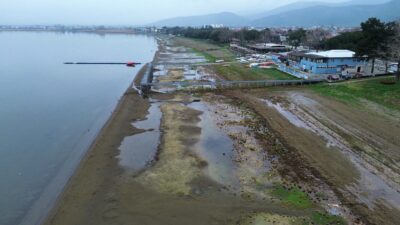 Bursa'da İznik ve Orhangazi'yi doğrudan etkileyen İznik Gölü'ndeki su seviyesi