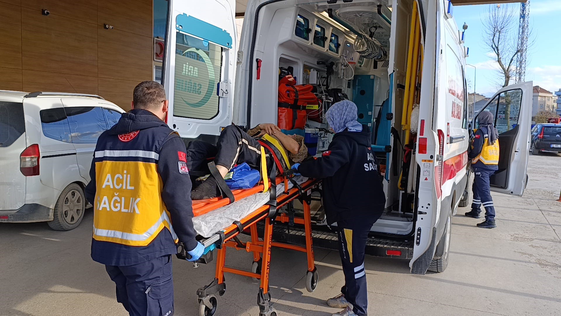 Bursa'da tamir ettiği traktörün altında kaldı! 1 Bursam Medya -