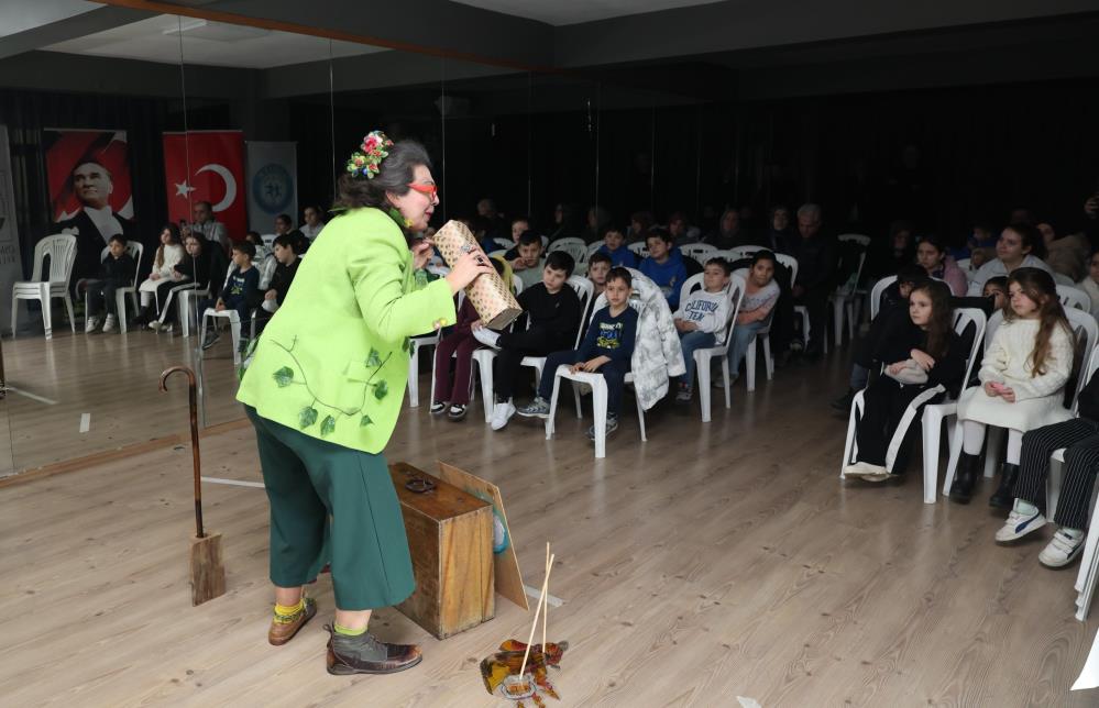 Minikler doğayla sahnede buluştu 1 Bursam Medya -