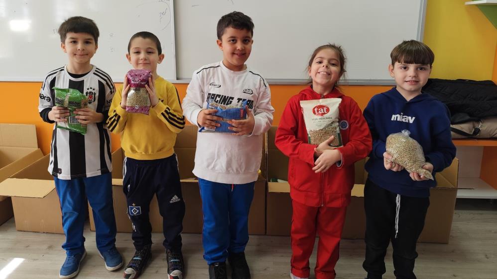 Minik yüreklerden büyük dayanışma 1 Bursam Medya -